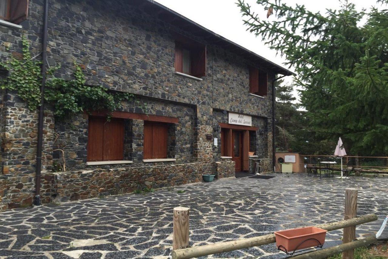 Hotel Camp Del Serrat Les Escaldes Exteriör bild